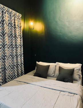 Aeropod Studio Room - Queen bed at 7haven sovo aeropod